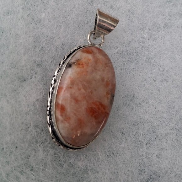 2/20$ NWOT oval orange sunstone oval 925 pendant - Picture 3 of 5